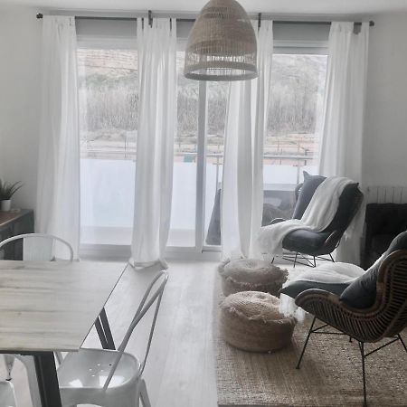 Precioso Piso Monzon Terraza, Parking,Piscina,Zona De Juegos Apartman Kültér fotó