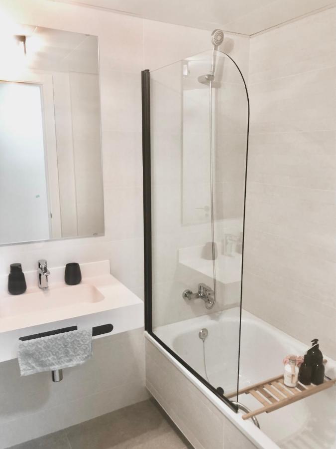 Precioso Piso Monzon Terraza, Parking,Piscina,Zona De Juegos Apartman Kültér fotó