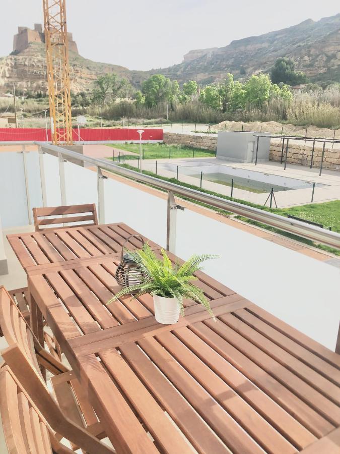 Precioso Piso Monzon Terraza, Parking,Piscina,Zona De Juegos Apartman Kültér fotó